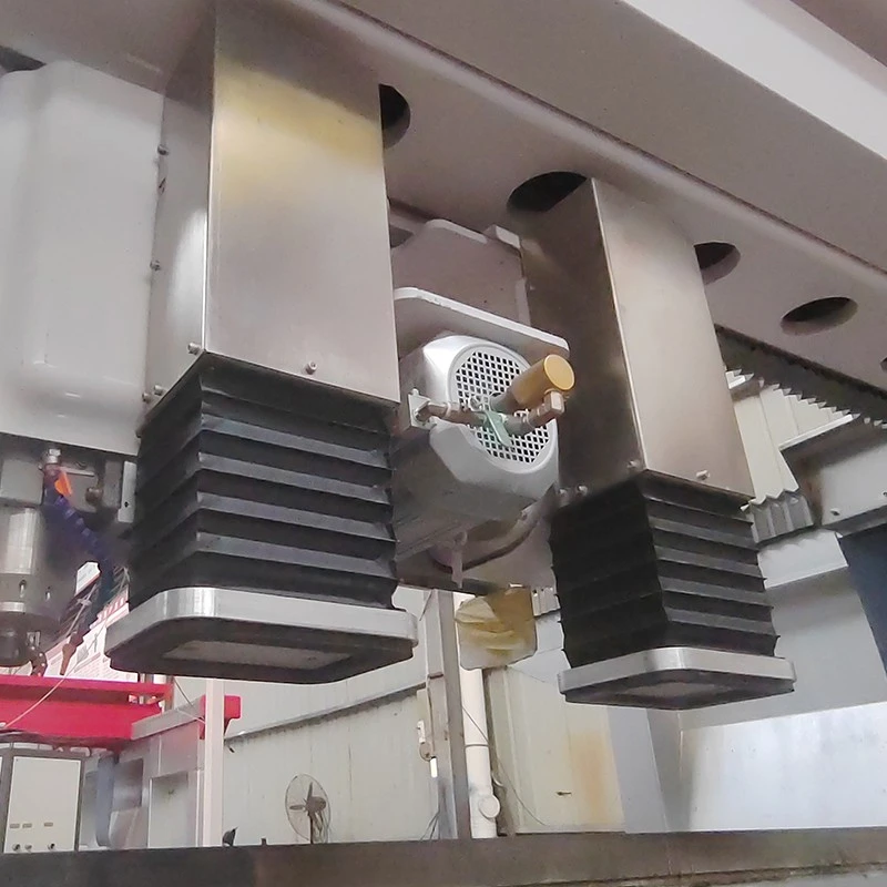 Automatic 5 Axis CNC Bridge Saw high quality